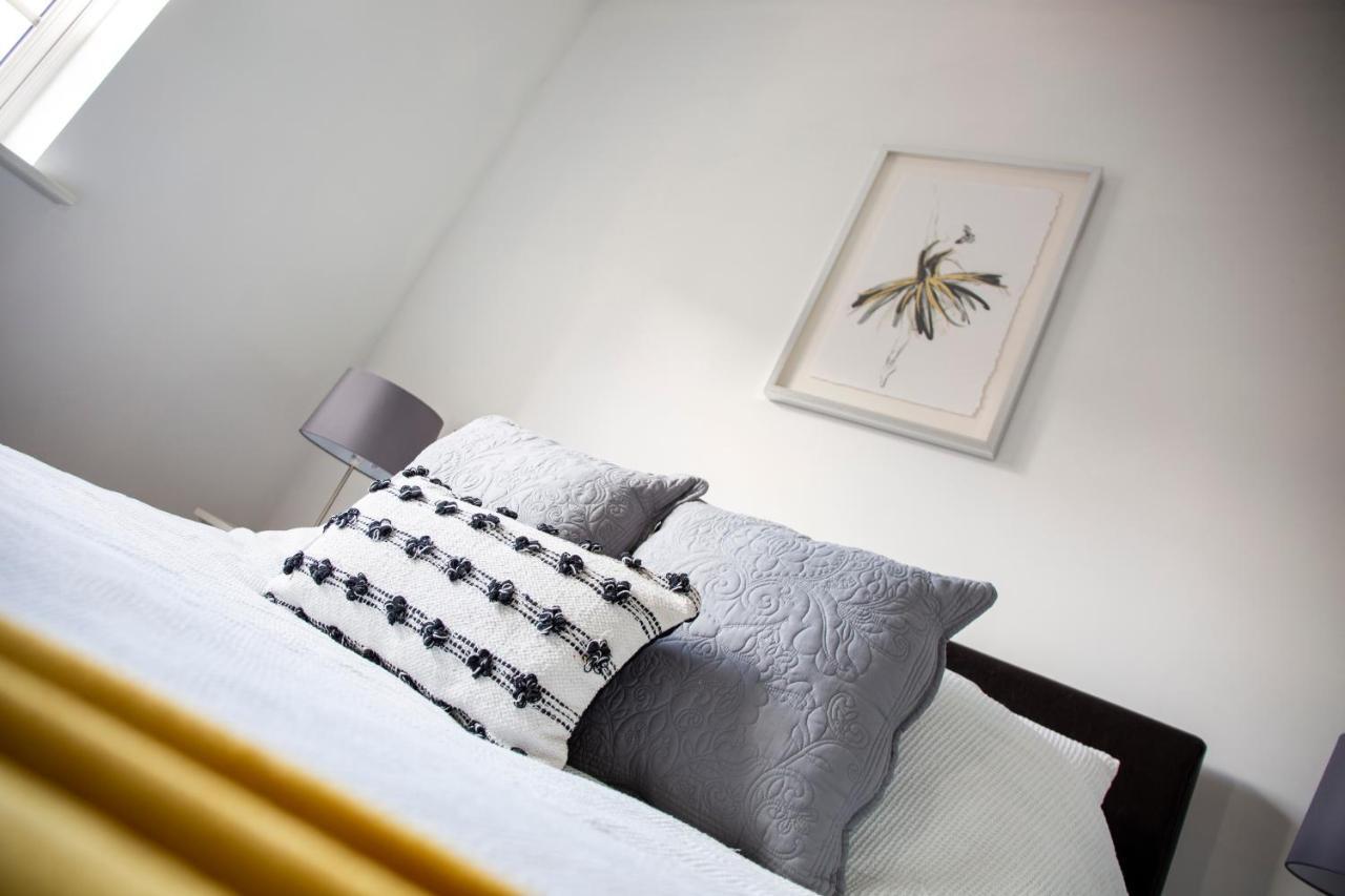 Superb Apartment In Stratford Upon Avon With Free Parking & Wi-Fi 외부 사진