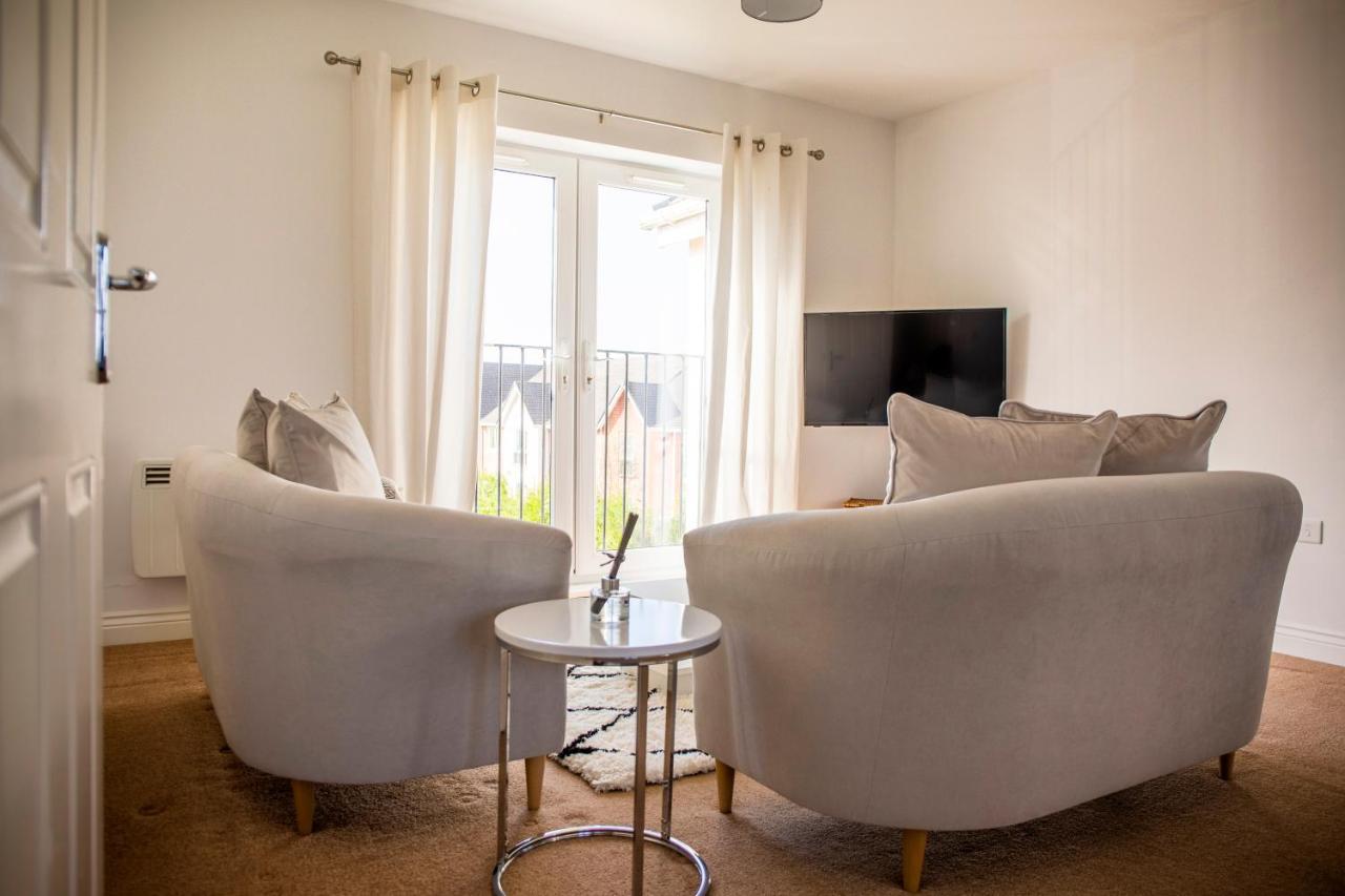 Superb Apartment In Stratford Upon Avon With Free Parking & Wi-Fi 외부 사진